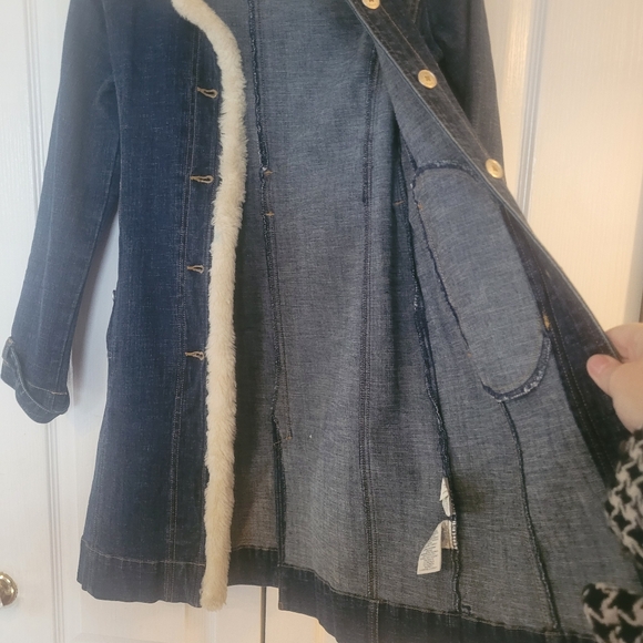 Tommy girl, long denim coat. Girls size medium - Picture 7 of 8